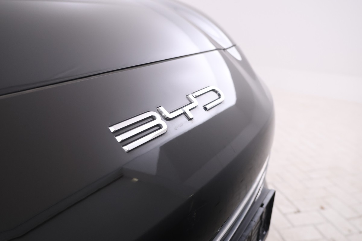 BYD SEAL U