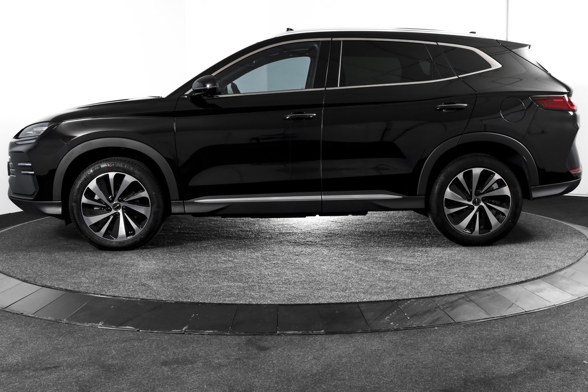 BYD SEAL U