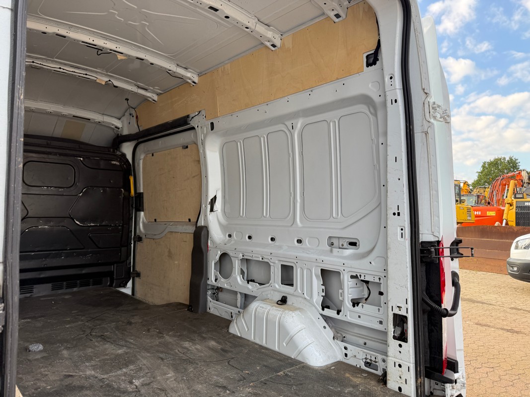 Ford E-Transit