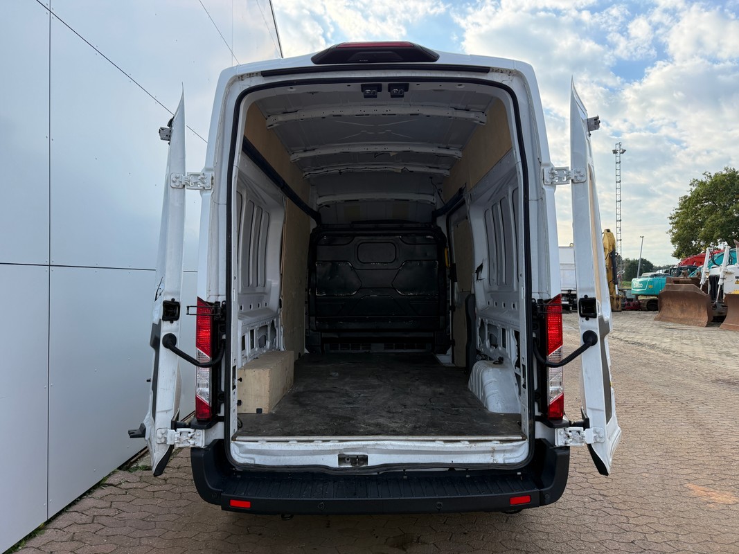 Ford E-Transit