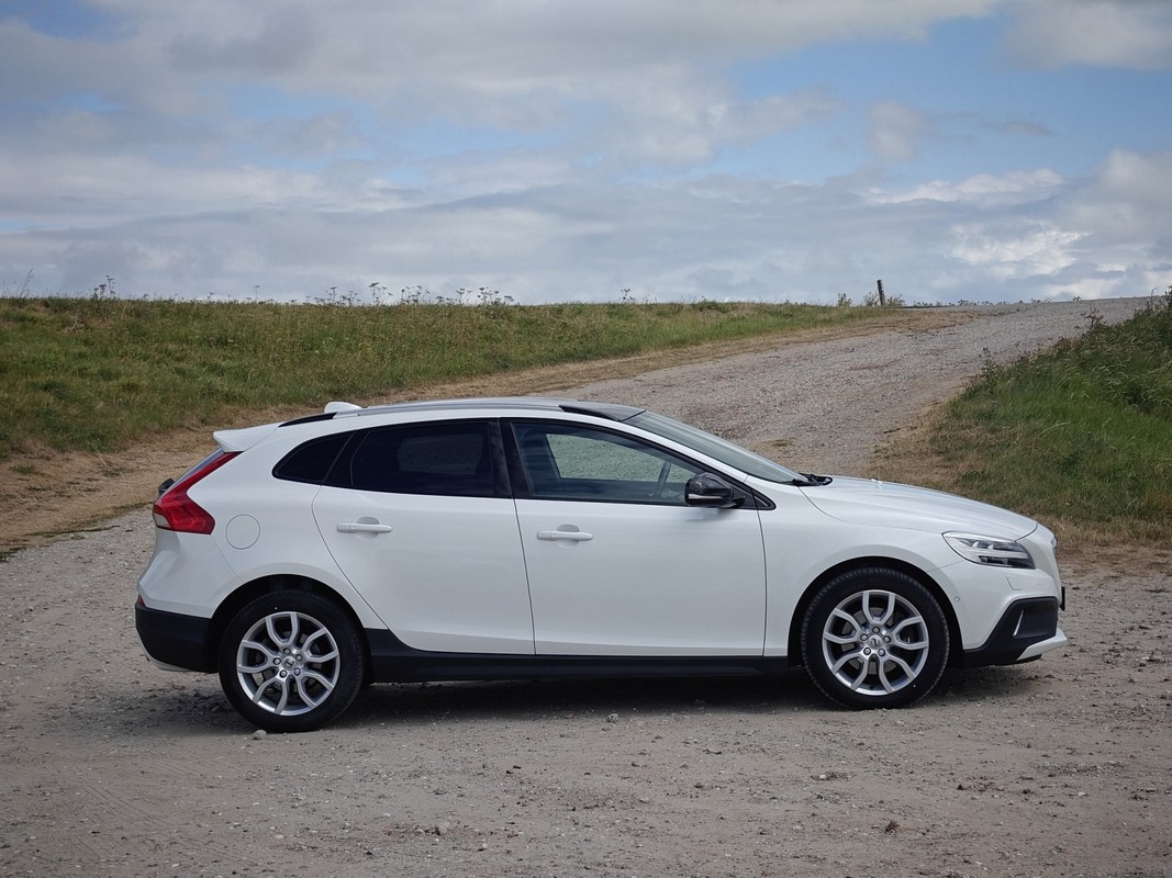 Volvo V40