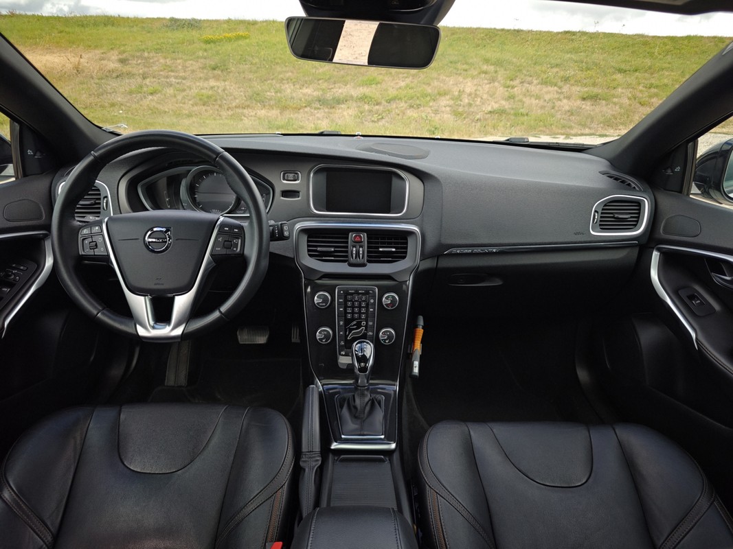 Volvo V40