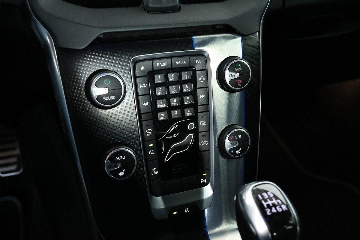 Volvo V40