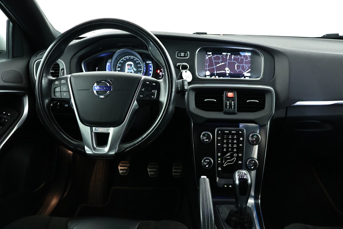 Volvo V40