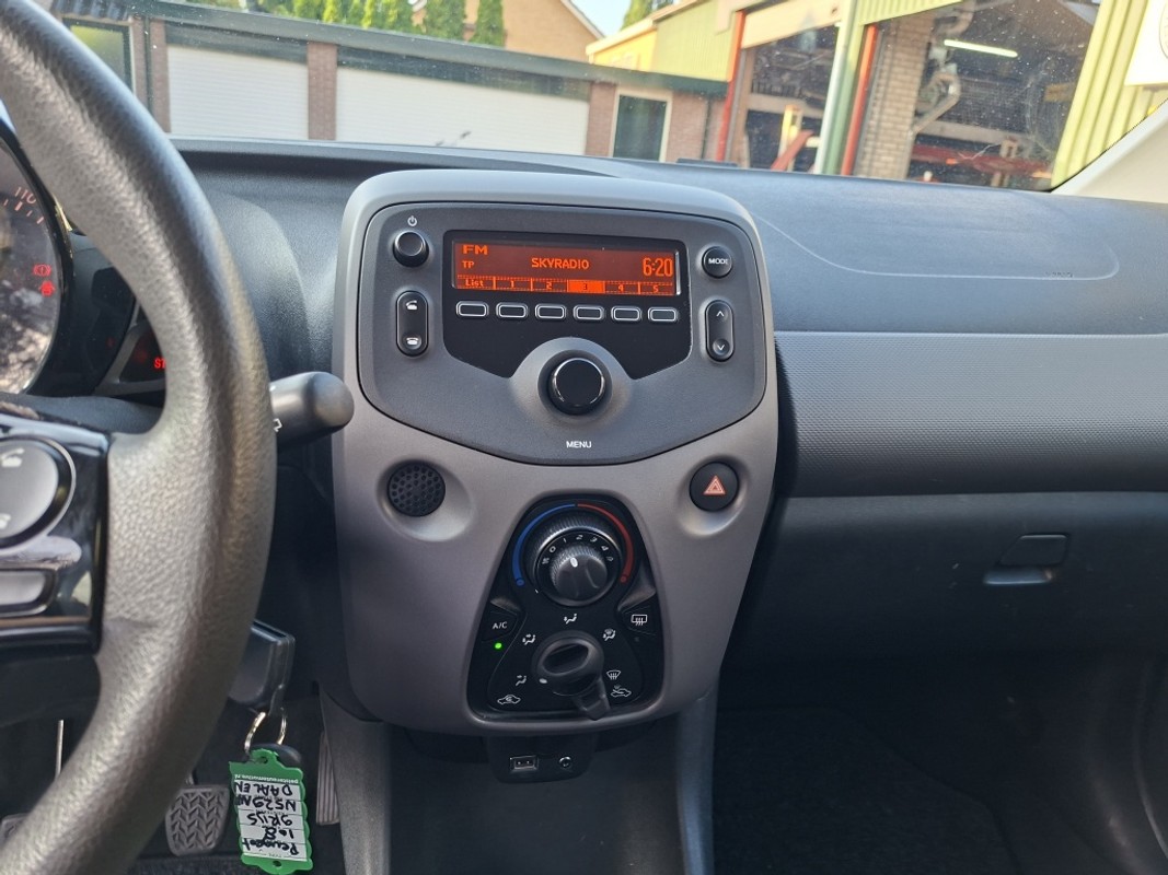 Peugeot 108