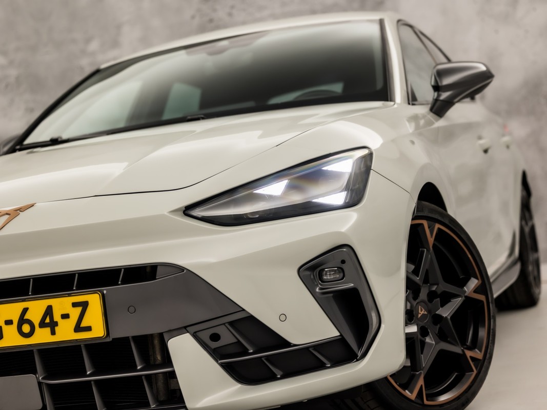 CUPRA Leon