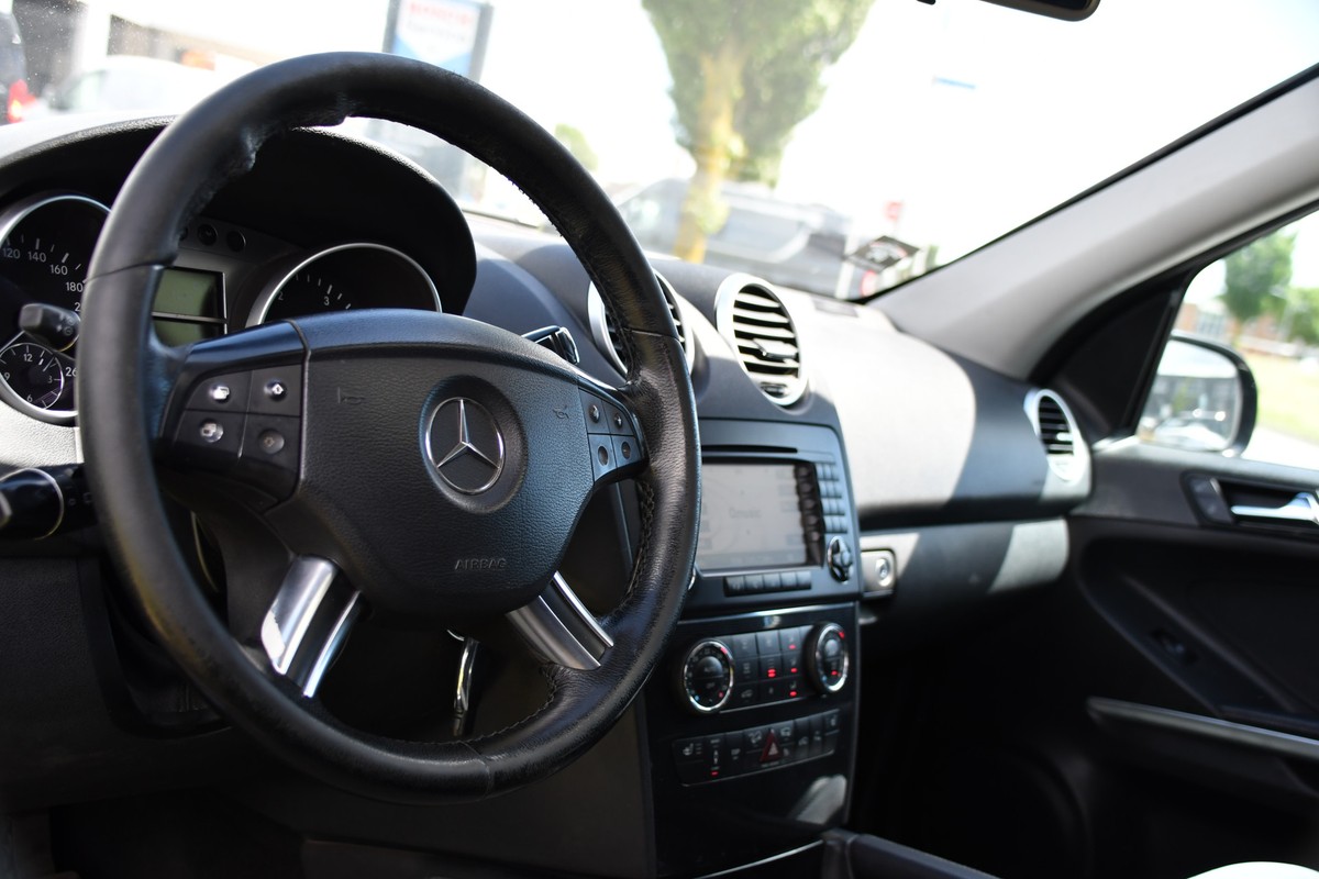 Mercedes-Benz M-Klasse