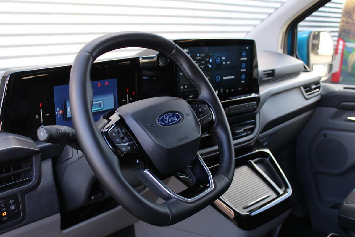 Ford E-Transit Custom