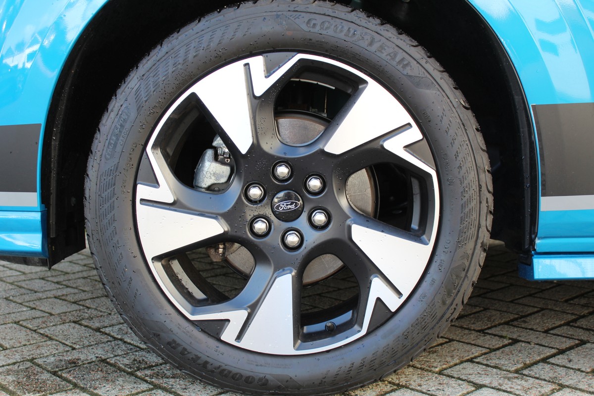 Ford E-Transit Custom