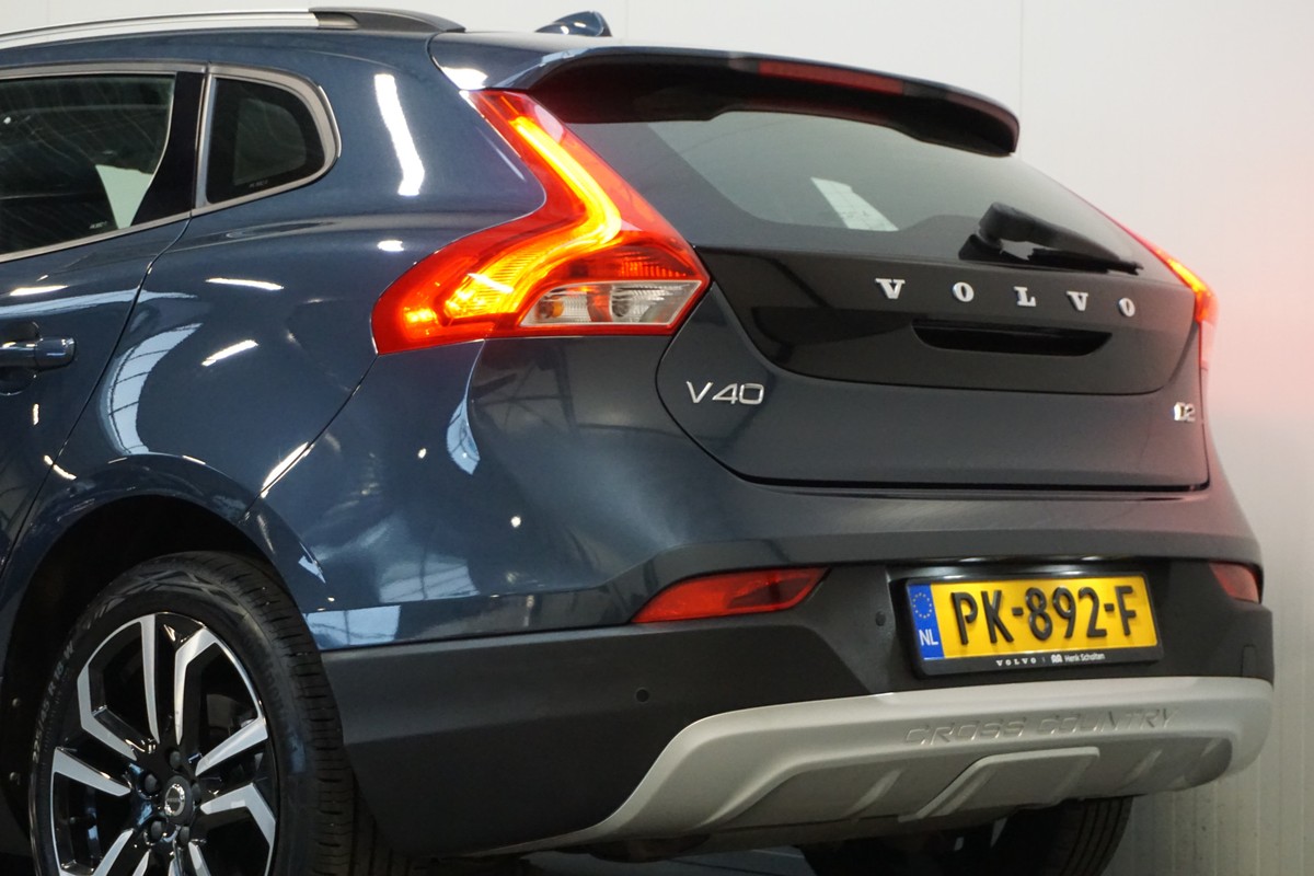 Volvo V40