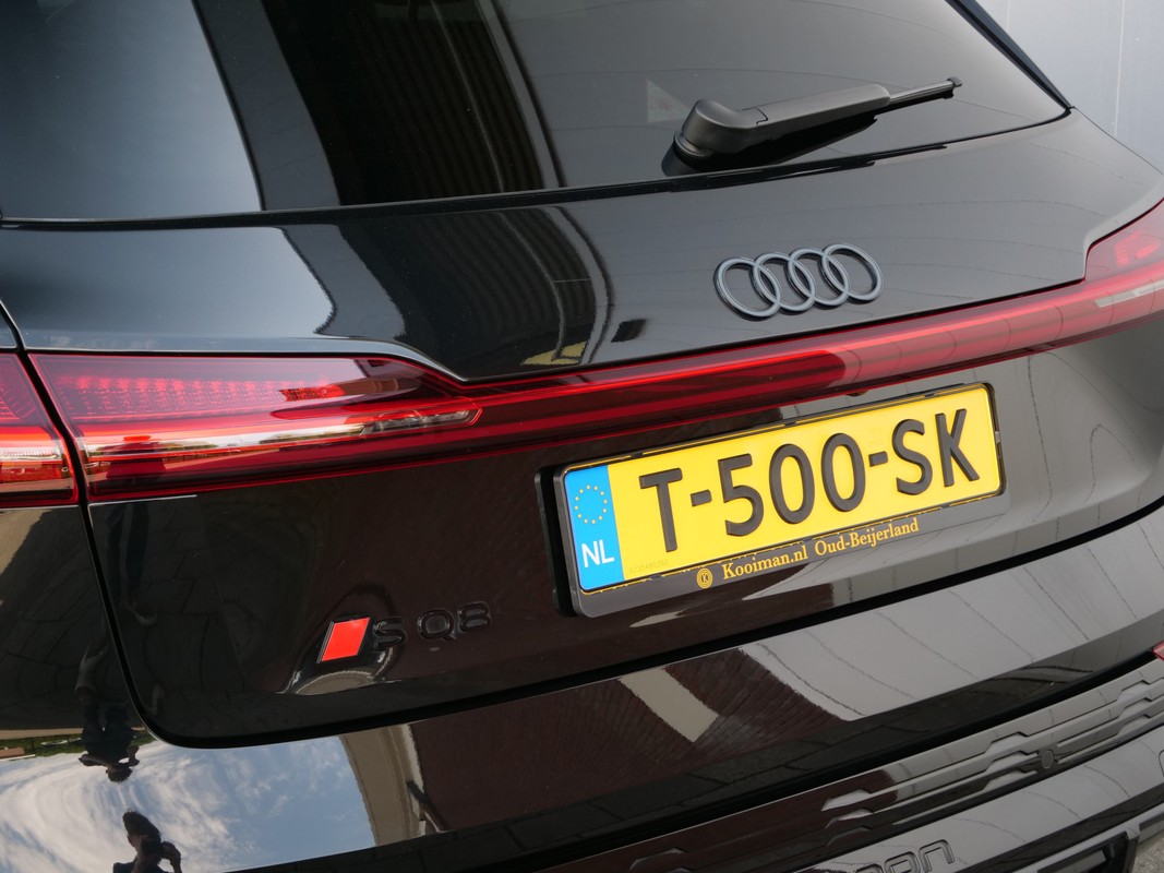 Audi SQ8