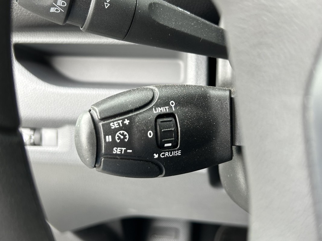 Peugeot e-Expert