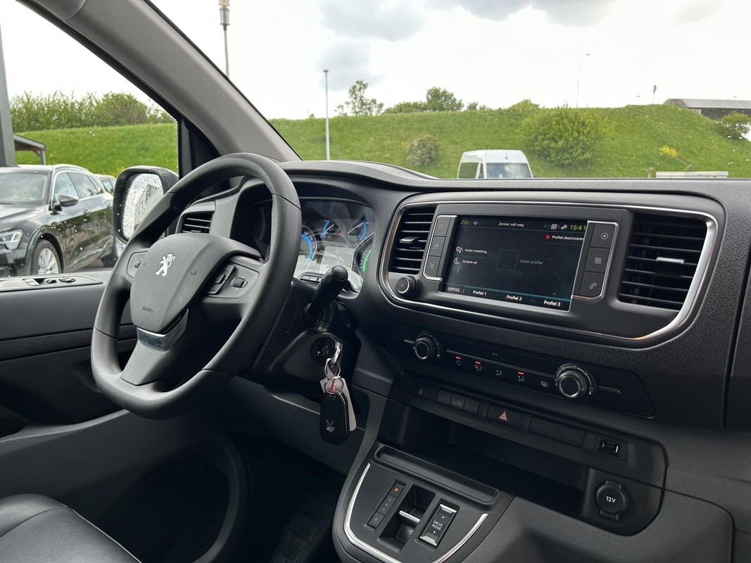 Peugeot e-Expert