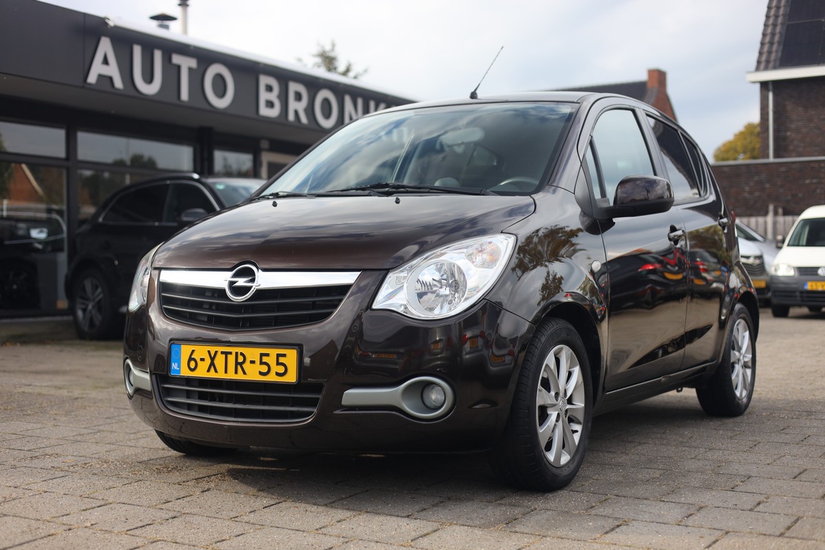 Opel Agila