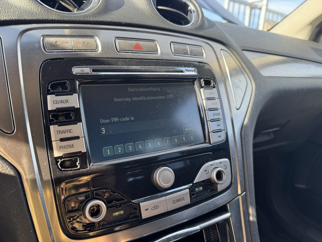 Ford Mondeo