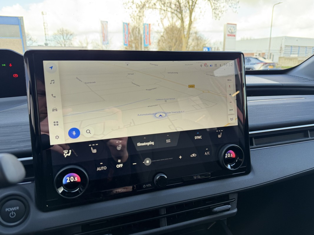 Toyota C-HR+