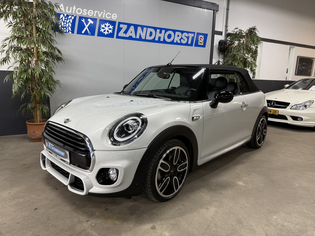 MINI Cooper Cabrio