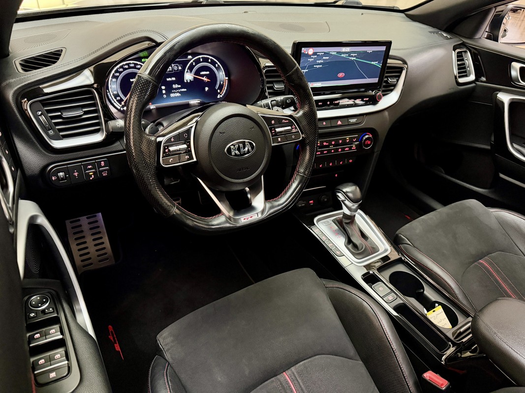 Kia ProCeed