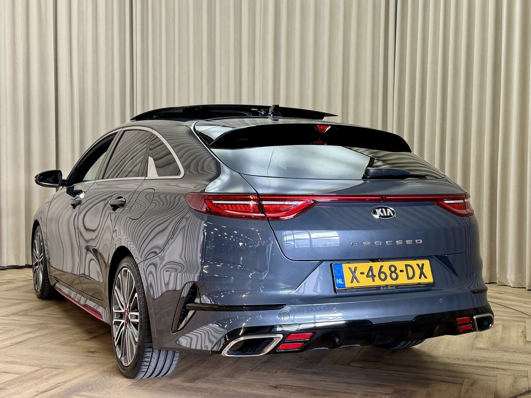 Kia ProCeed