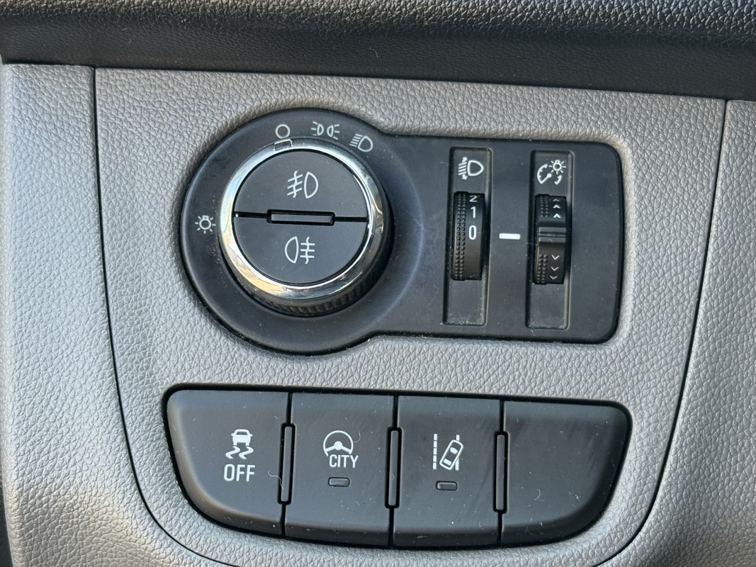 Opel KARL
