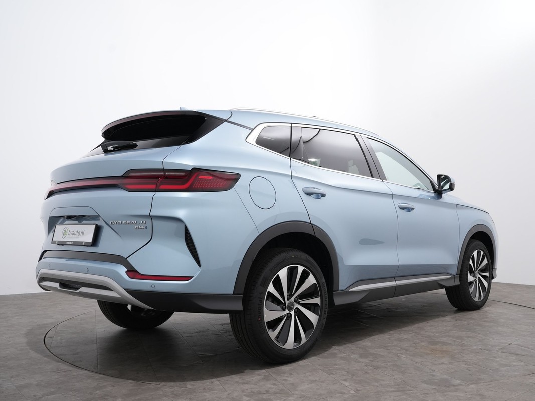 BYD SEAL U