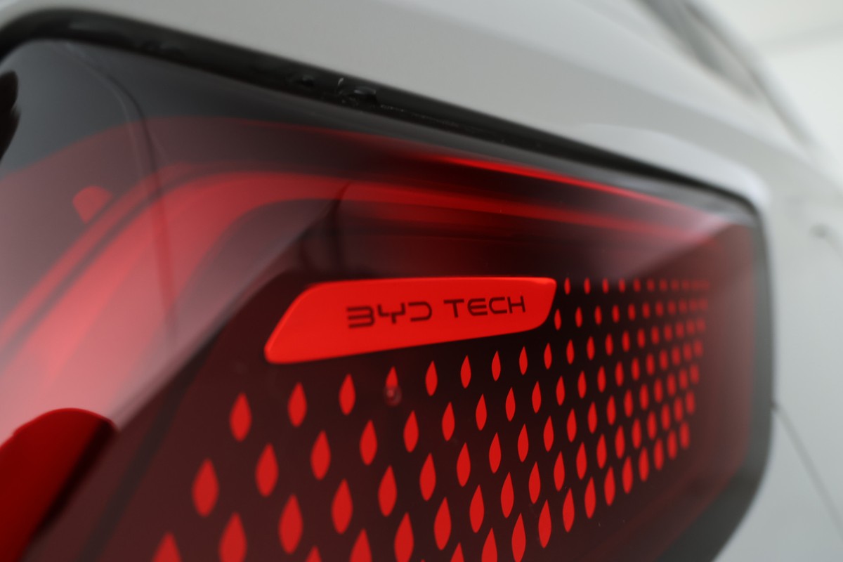 BYD SEAL U