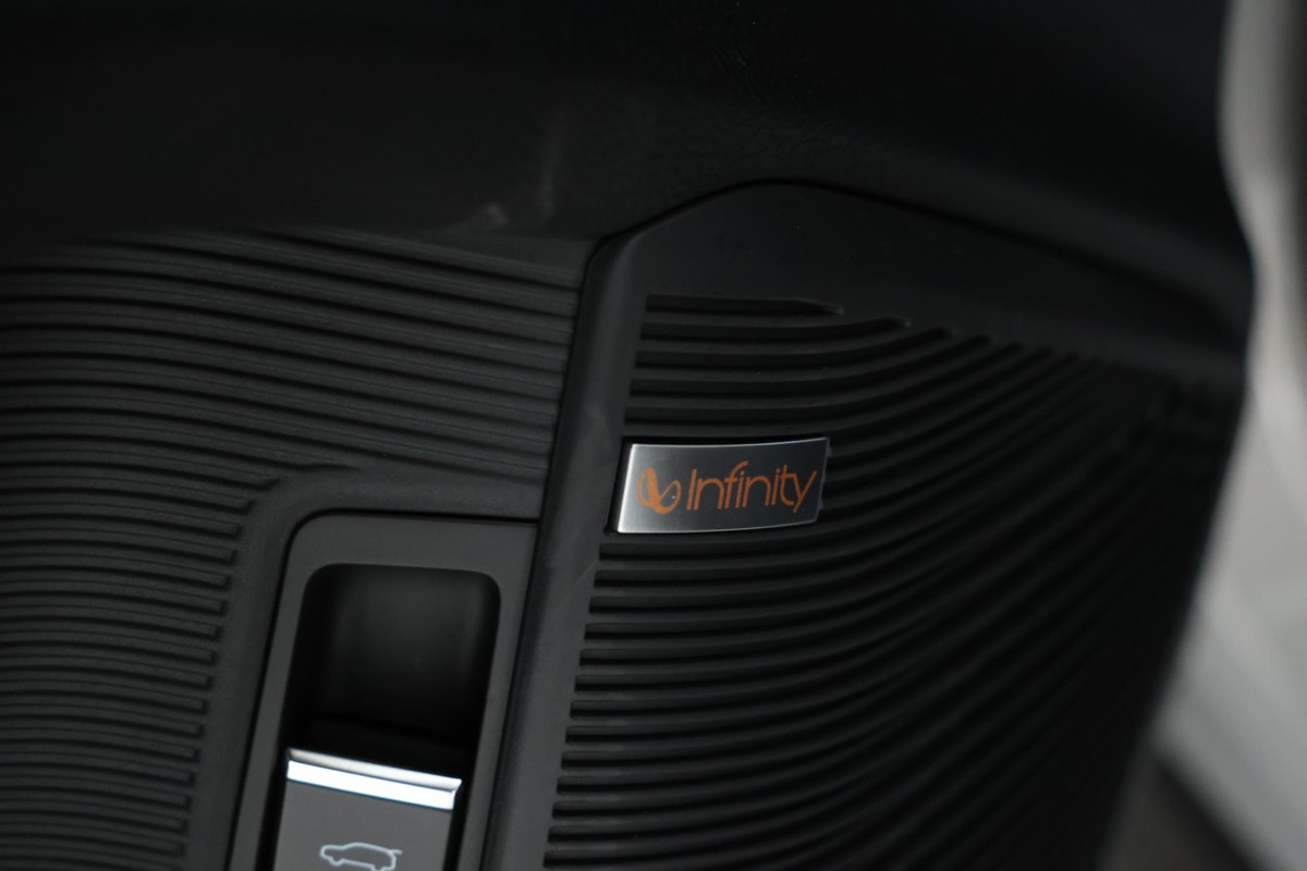 BYD SEAL U