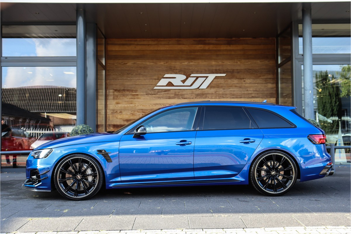 Audi RS4