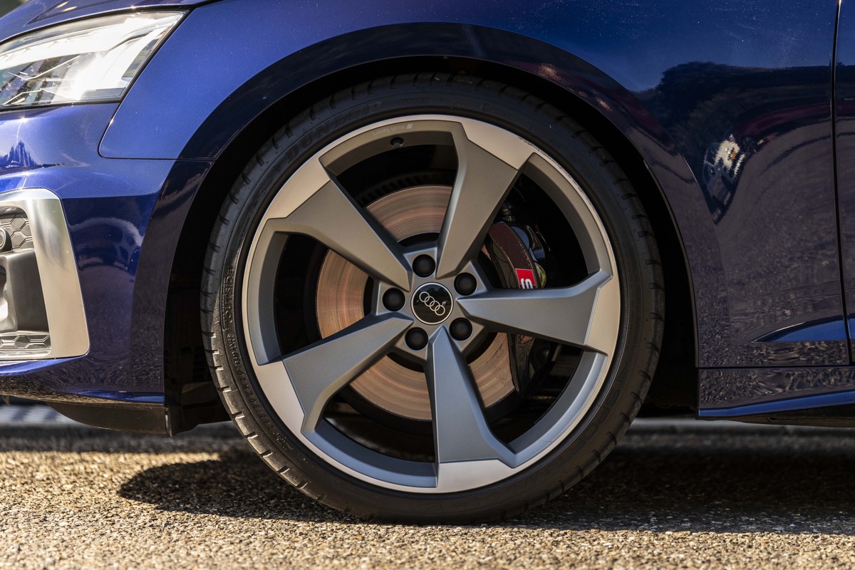Audi S5