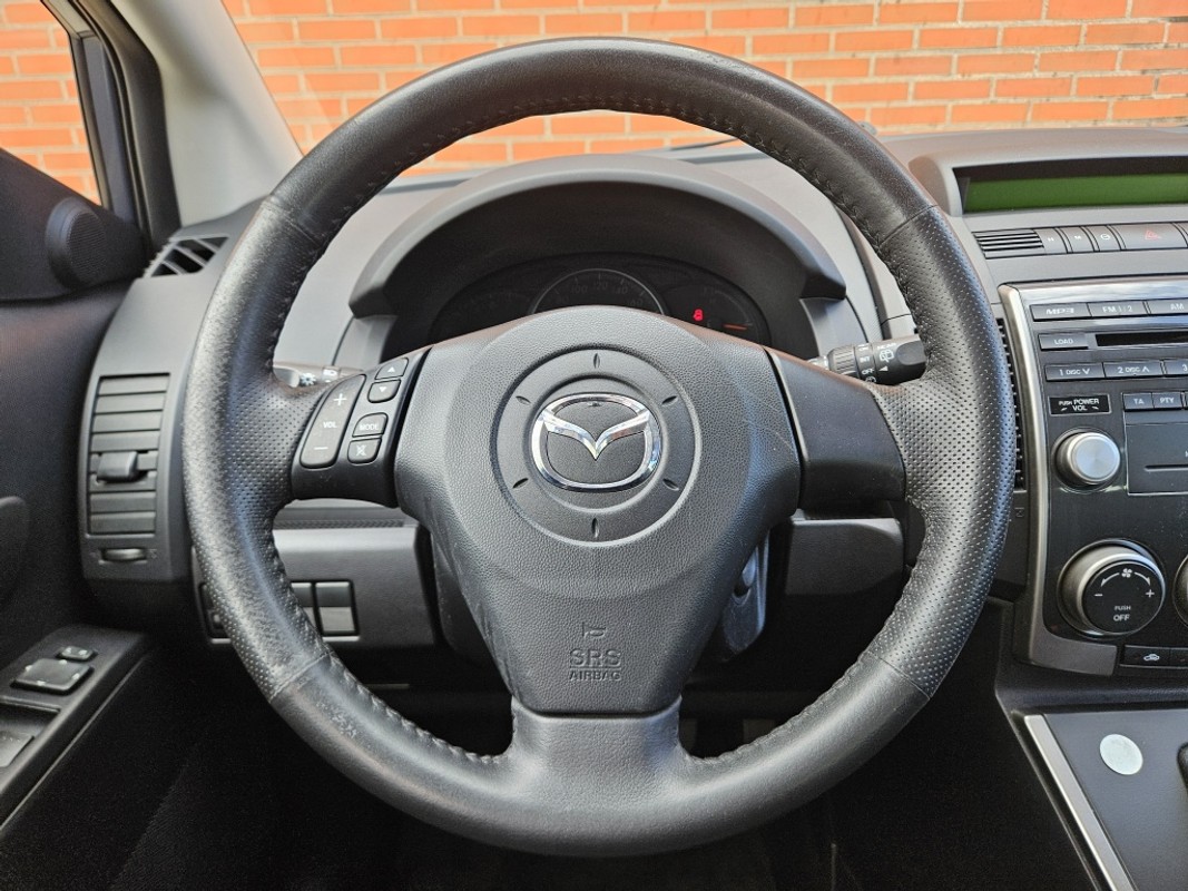 Mazda 5