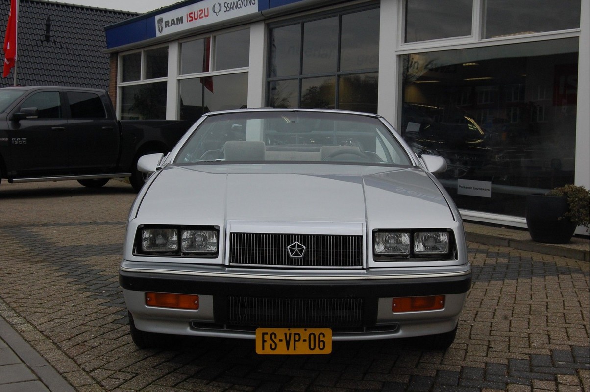Chrysler Le-Baron