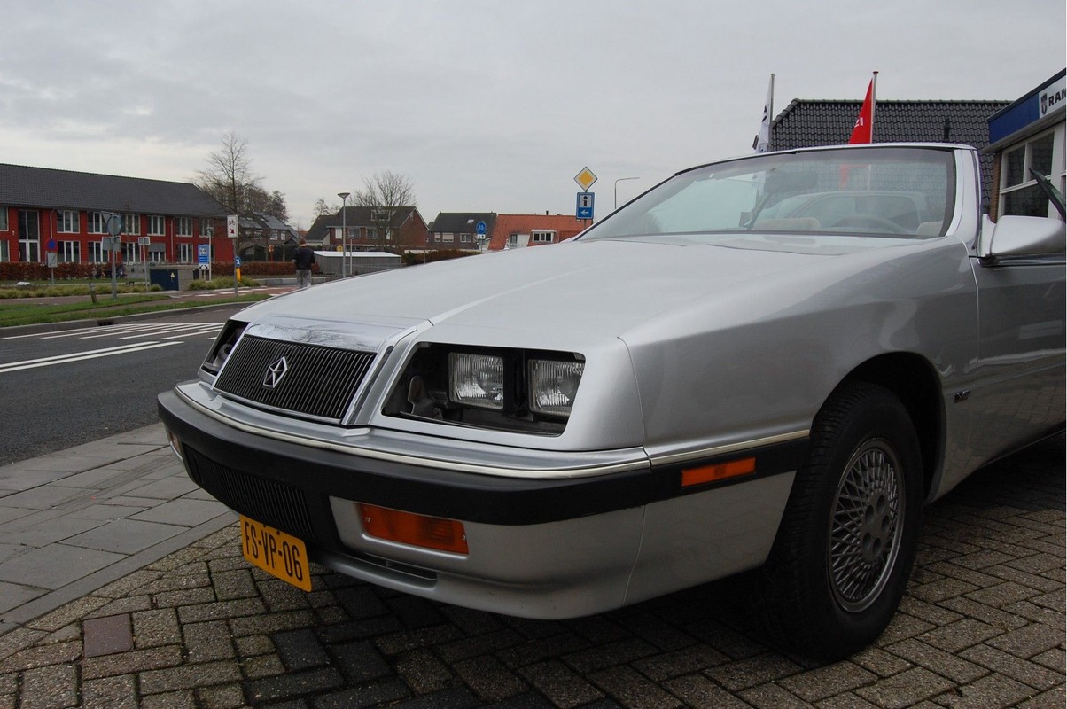 Chrysler Le-Baron