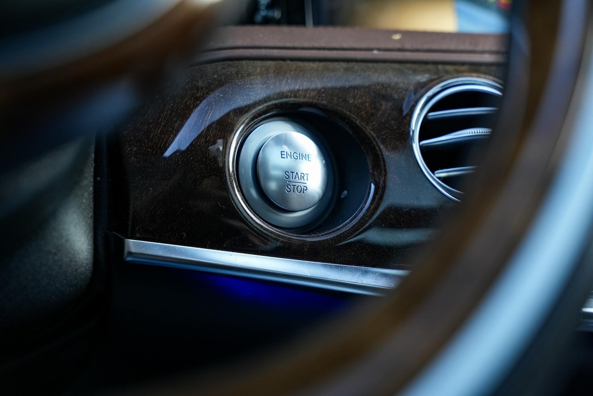 Mercedes-Benz S-Klasse
