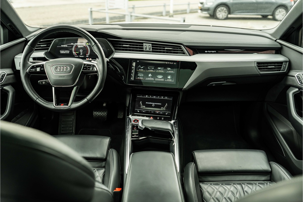 Audi e-tron