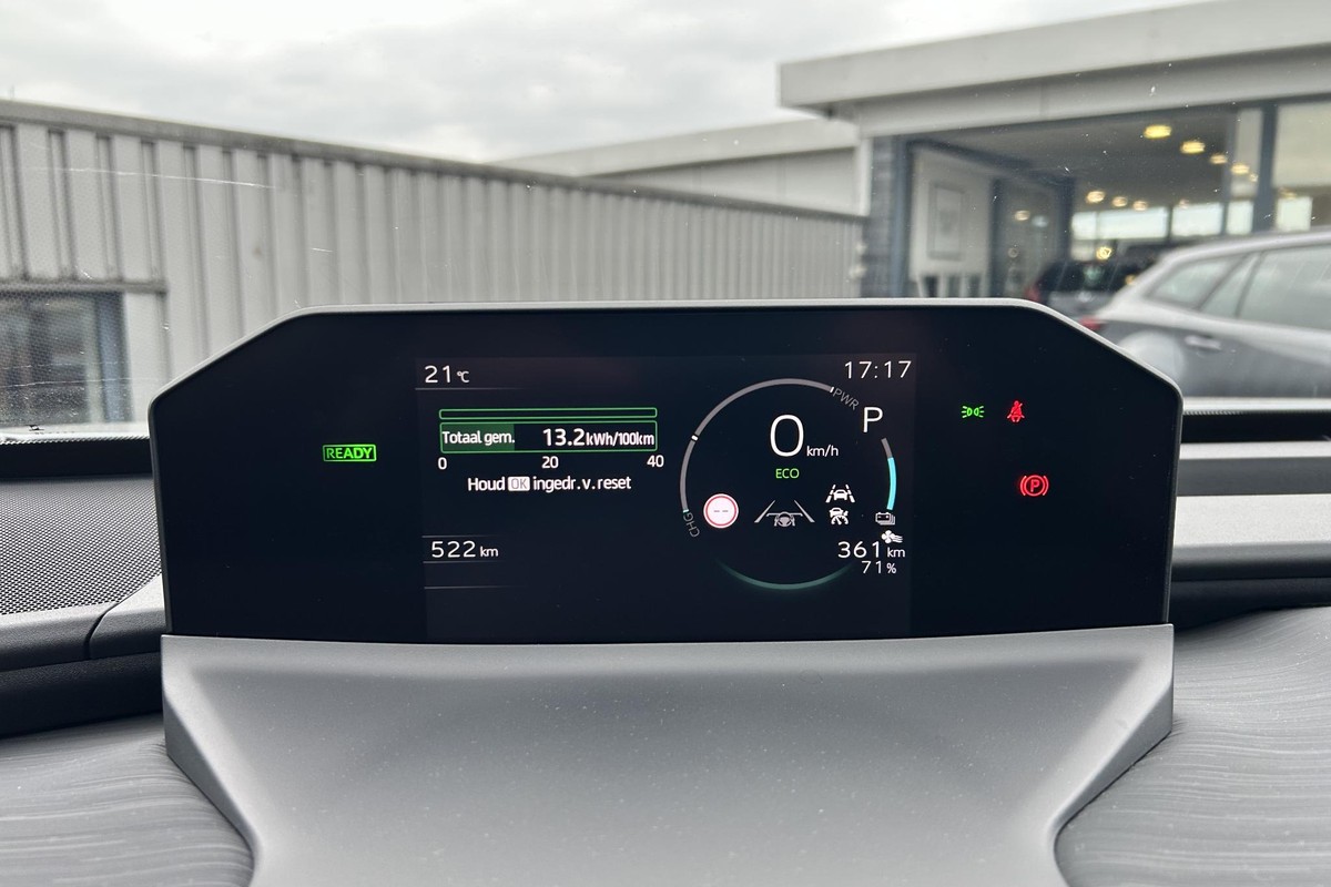 Toyota C-HR+