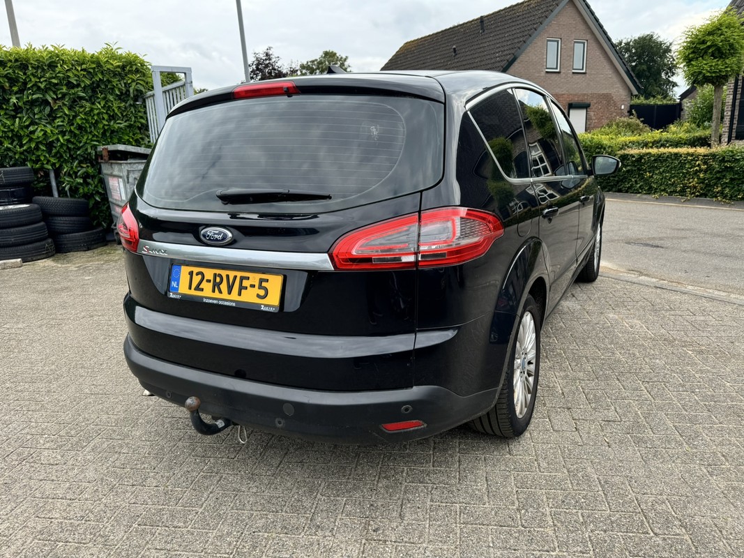 Ford S-Max
