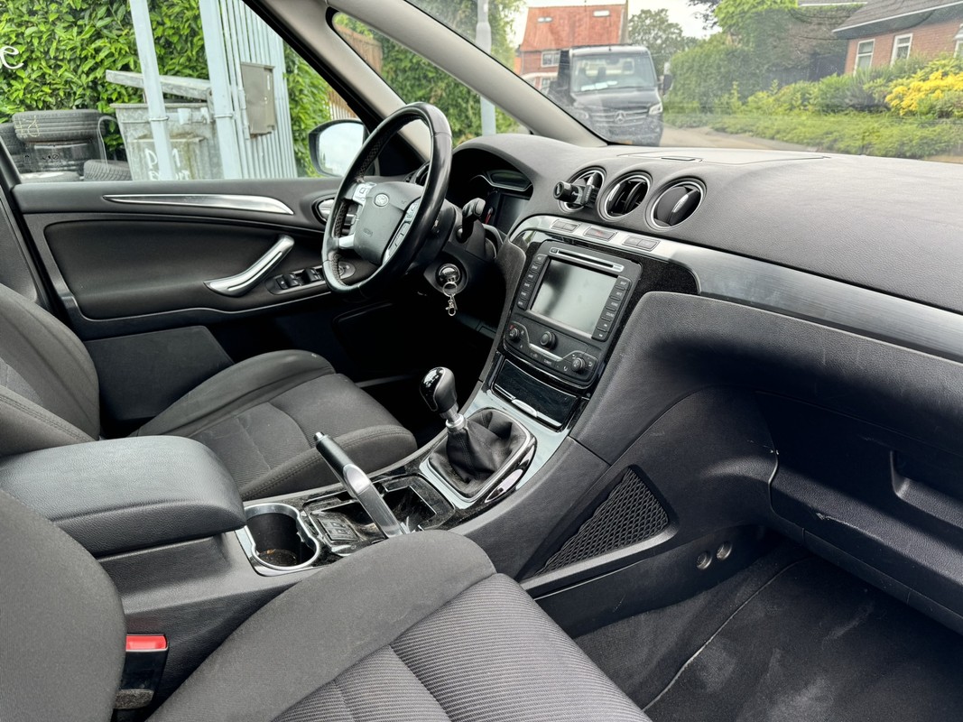 Ford S-Max