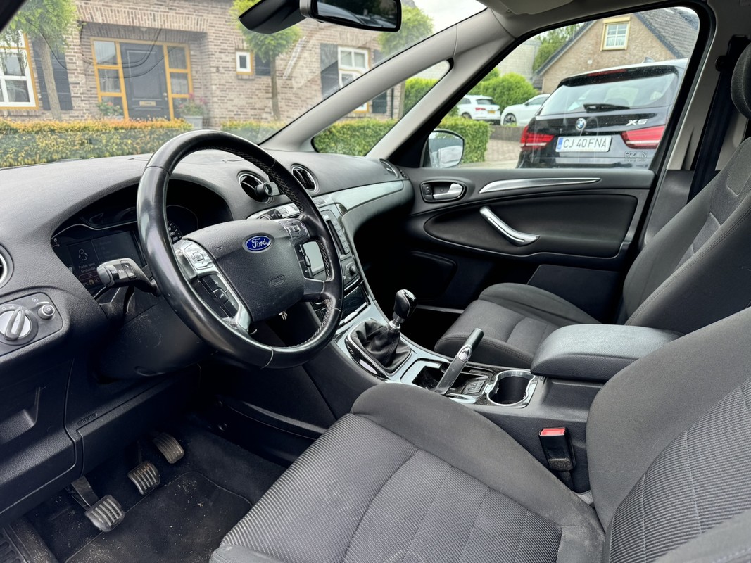 Ford S-Max