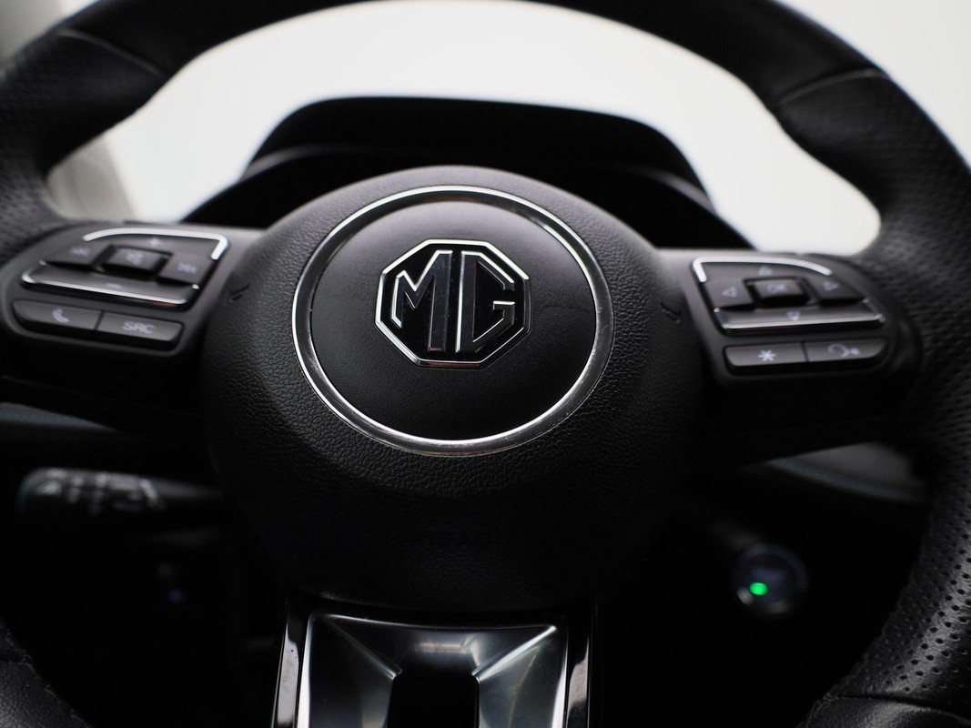MG MG5