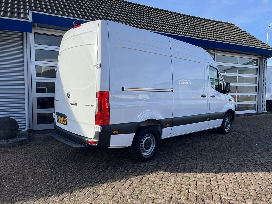 Mercedes-Benz Sprinter