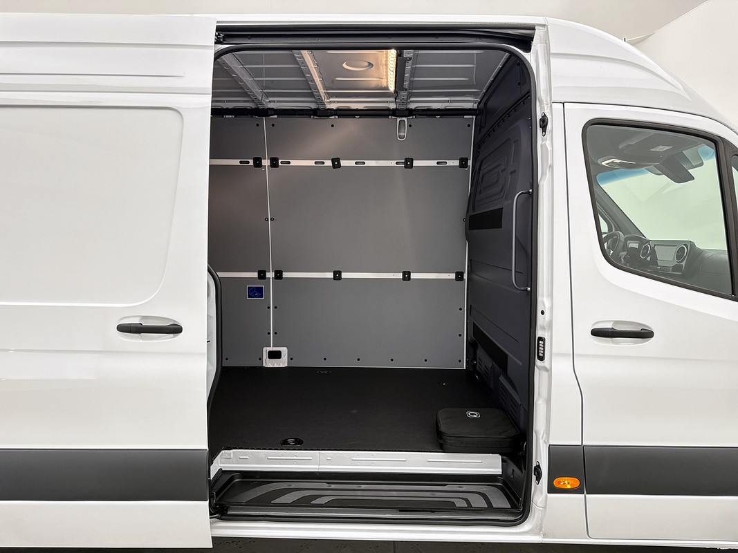 Mercedes-Benz eSprinter