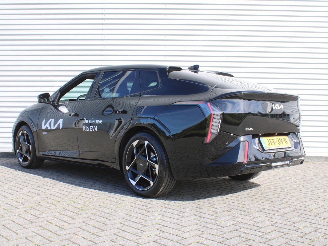 Kia EV4