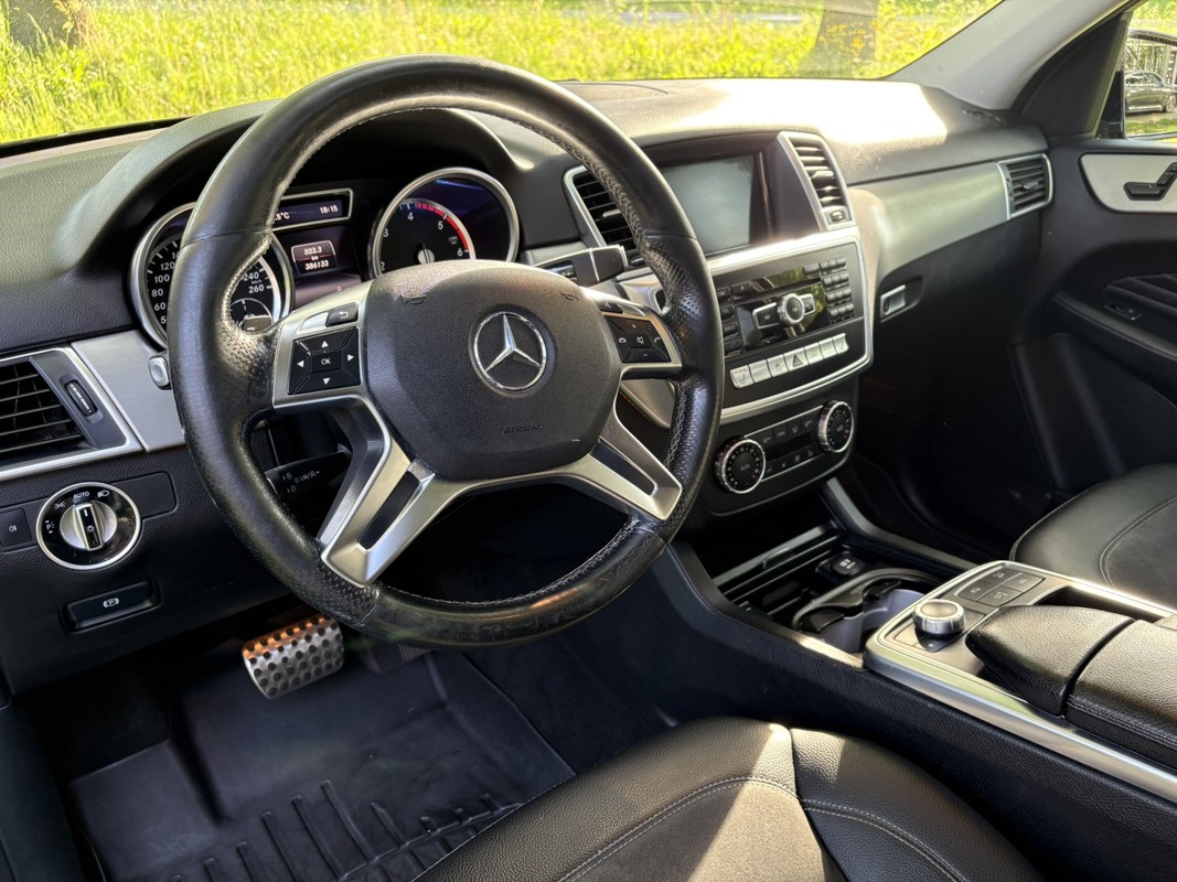 Mercedes-Benz M-Klasse