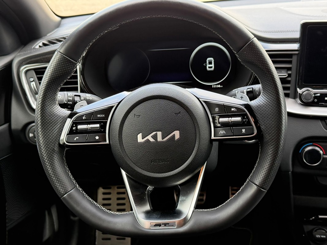 Kia ProCeed