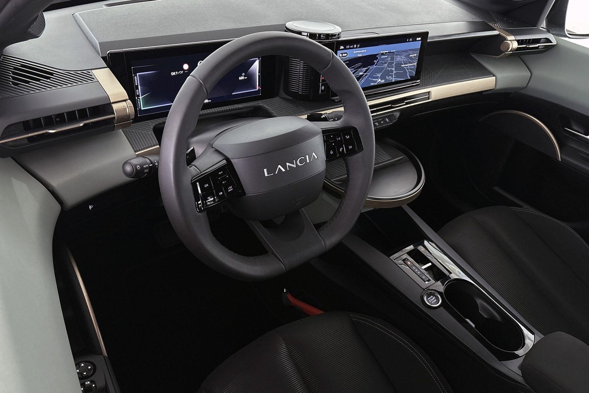 Lancia Ypsilon