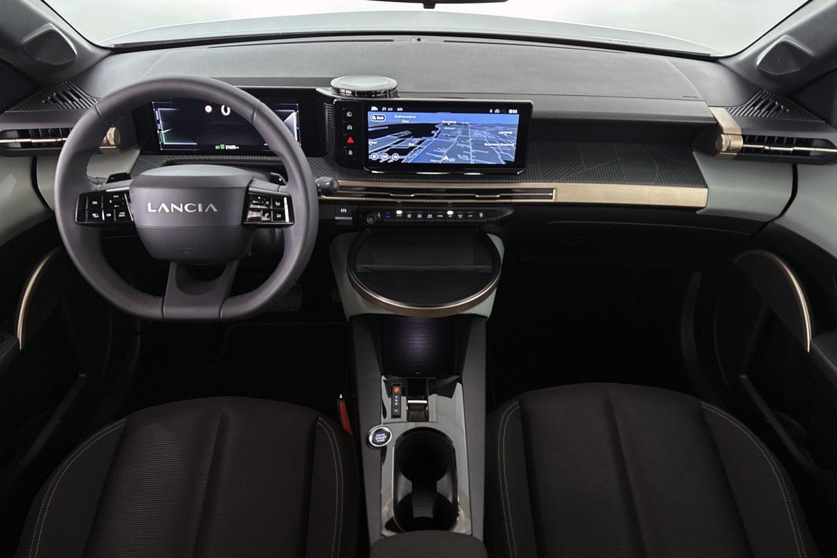 Lancia Ypsilon