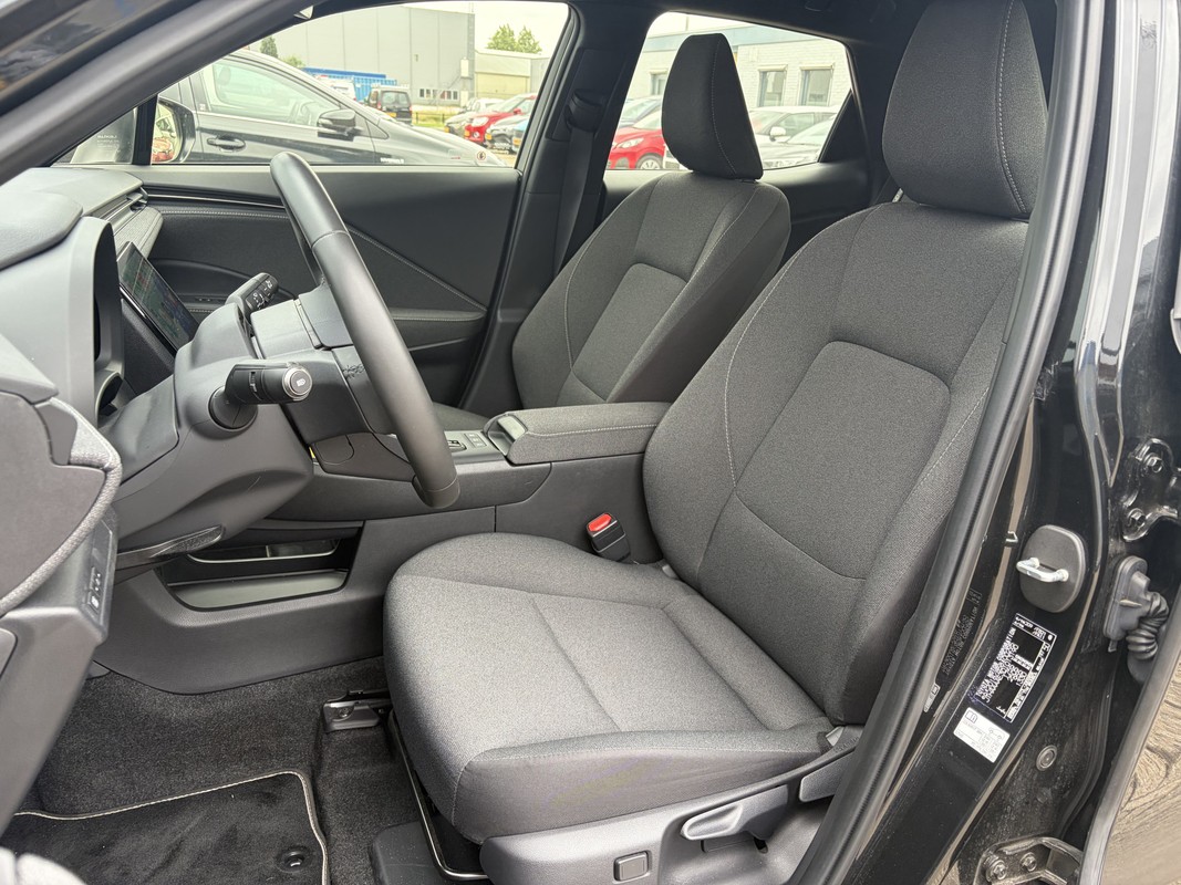 Lexus LBX