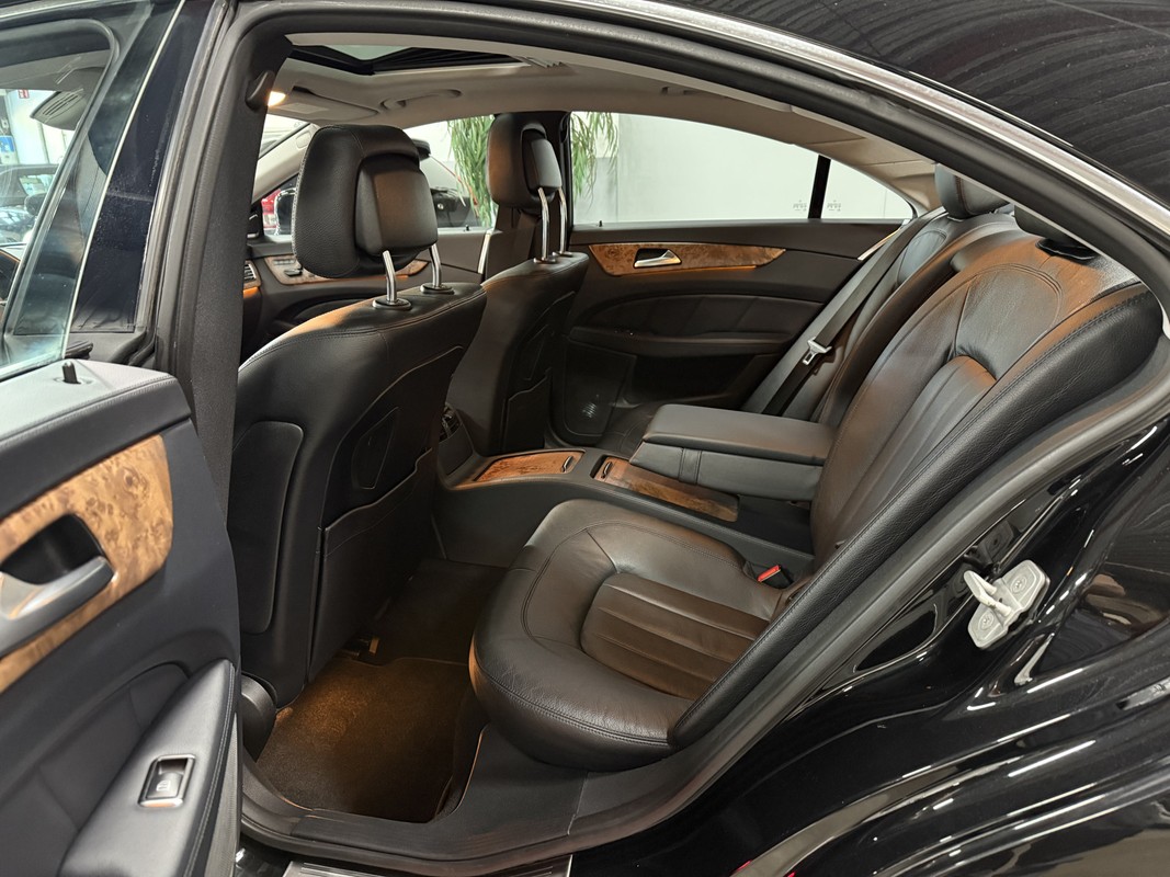 Mercedes-Benz CLS