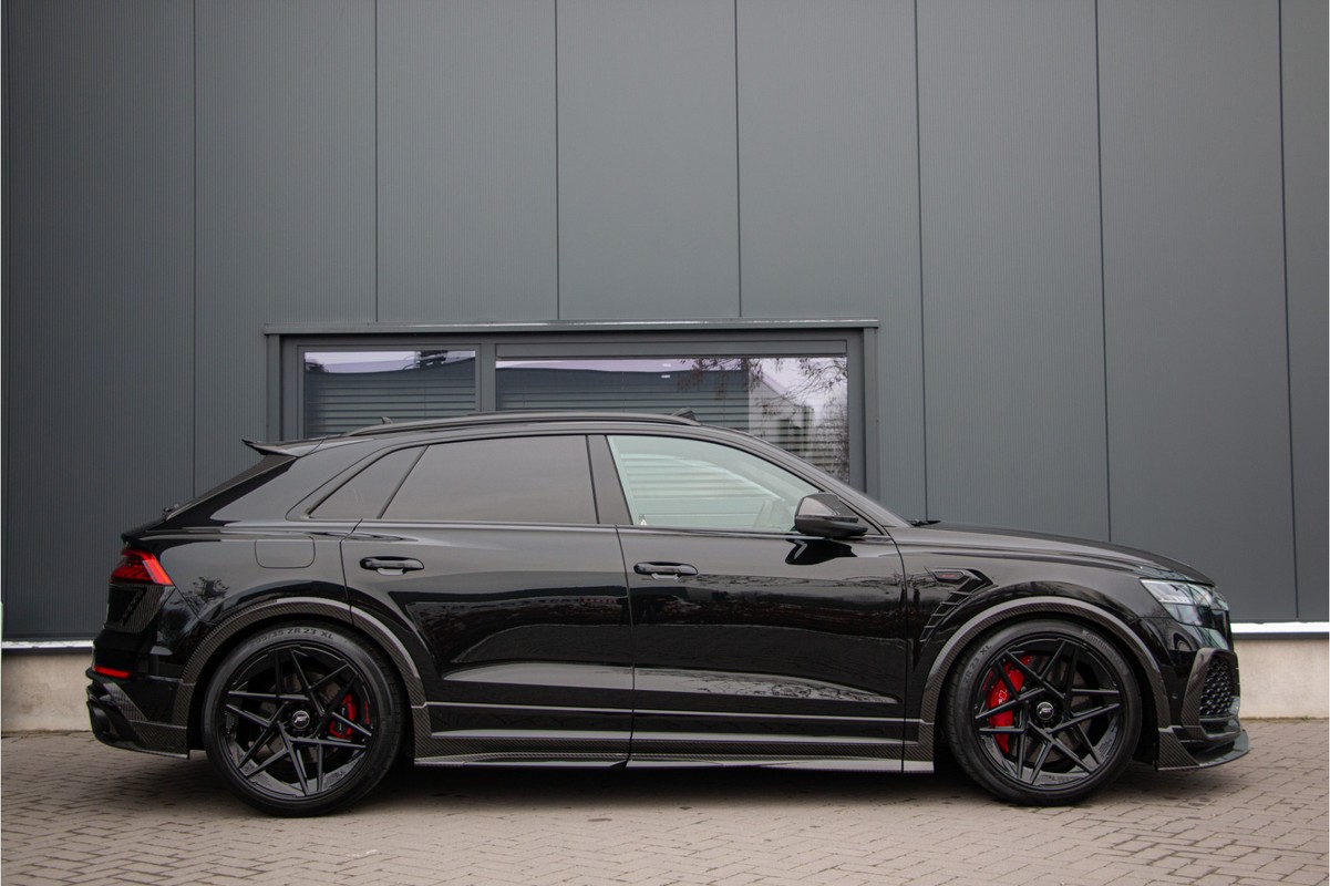 Audi RSQ8