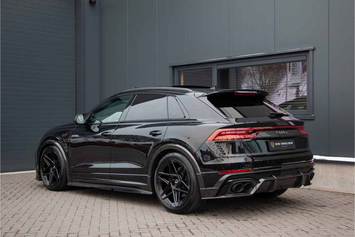 Audi RSQ8
